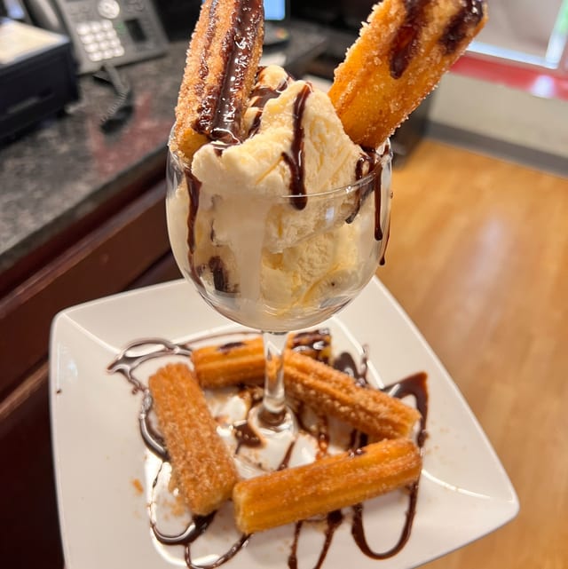 Helado Loco Churro / Loco Churro Ice Cream.