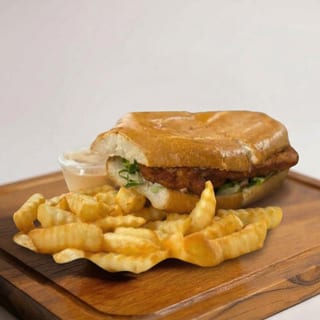 Torta Milanesa De Pollo / Breaded Chicken