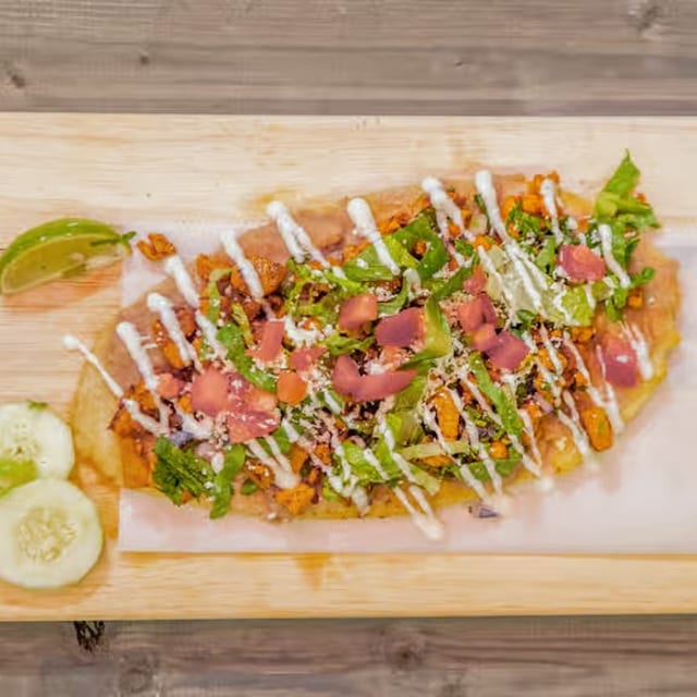 Huaraches Asada / Steak.
